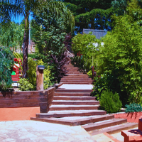 &copy; Landscape Group ★★★★★ 10012